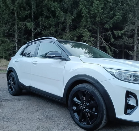 Kia Stonic cena 67500 przebieg: 90894, rok produkcji 2018 z Stąporków małe 301